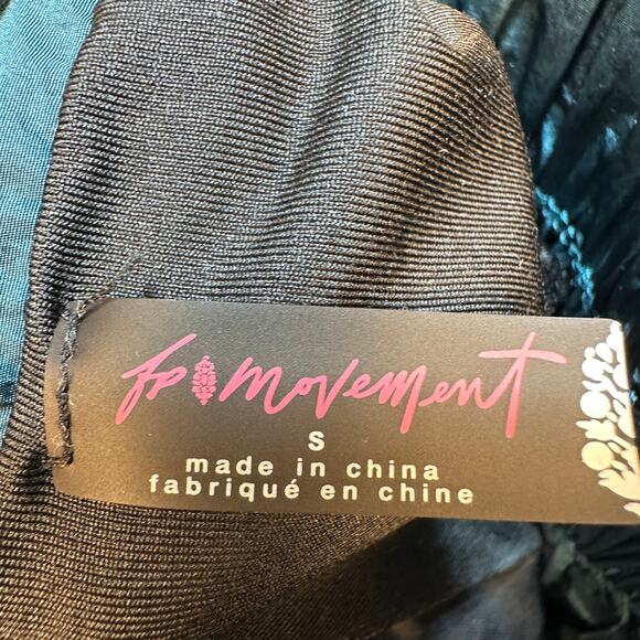 Free People FP‎ Movement Shorts Athletic Sz S Green Teal "The Way Home" - Picture 3 of 9